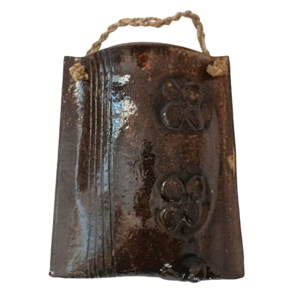 2 Studio‎ Art Pottery Wall Pockets Brown Floral Etched Farmhouse Rustic Cottage.